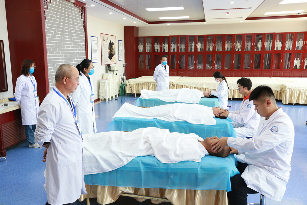 1685588986522065035.jpg BI4P4400_调整大小.jpg